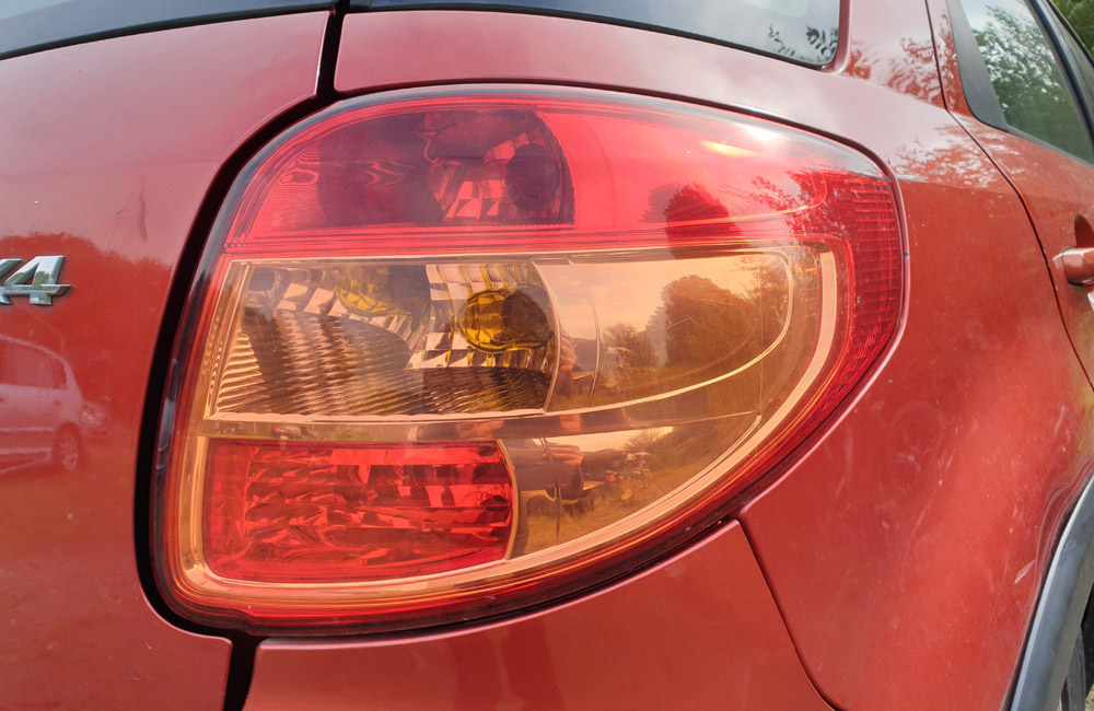 Suzuki SX4 GLX Rear Tail Light Drivers